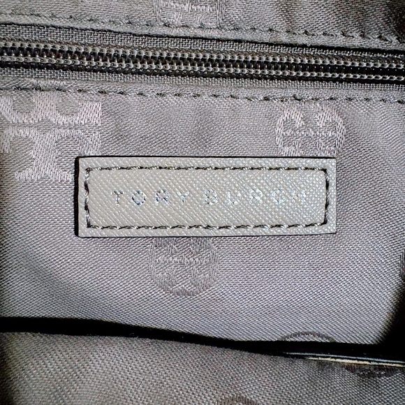 Tory Burch Elegant Gray Tote - Picture 7 of 11